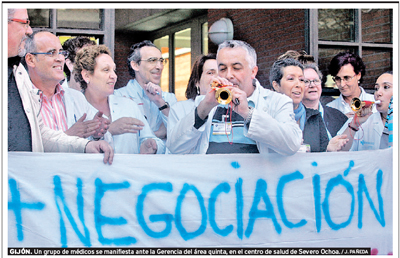 Gran participación en la Concentración celebrada hoy ante la Gerencia.